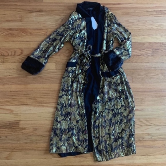 ZARA Small Bloggers FAV Silk Fur Kimono Robe - Picture 4 of 6